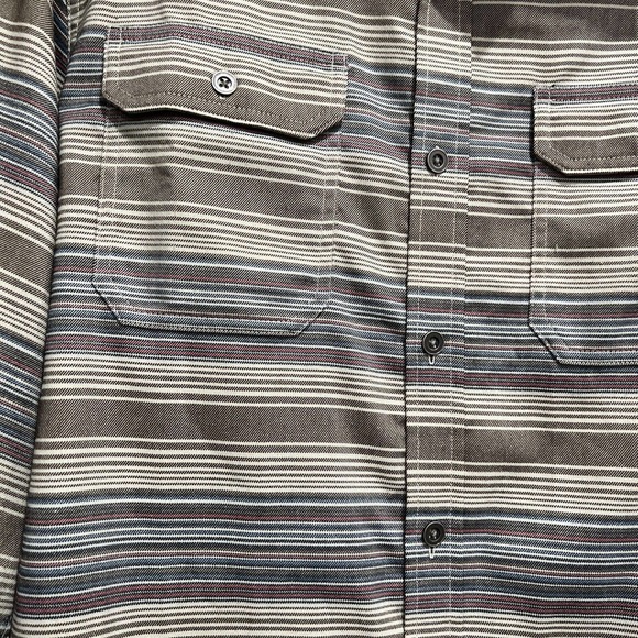 Swiss tech men’s shirt size medium long sleeve button up pockets south... - Picture 2 of 8